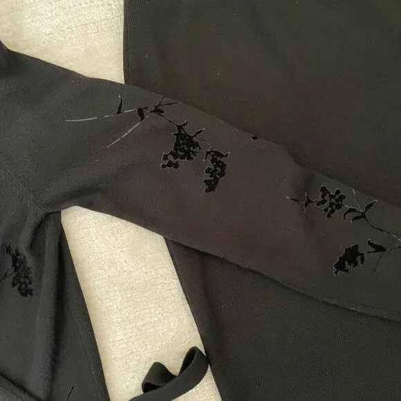 Jones New York Top Size 0P Black Wrap Knit Velvet Floral Vintage 1990s Elegant - Picture 10 of 14